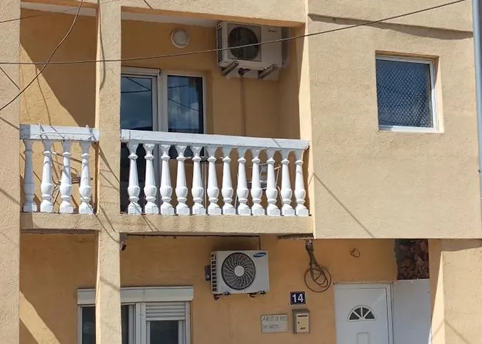 Airport Md RoomsHostel